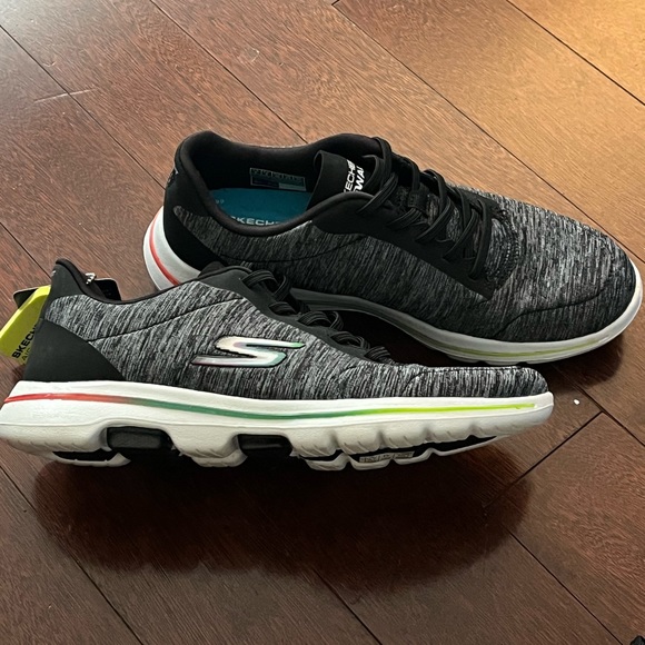 BN Sketchers Go Walk 5 runners - Picture 3 of 6